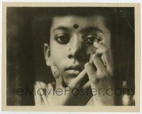 9h699 PATHER PANCHALI 8x10 still '55 Satyajit Ray classic, early Bollywood, great close up!