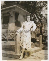 9h495 JANIS PAIGE 7.5x9.5 still '47 full-length portrait wearing dress inspired by Cheyenne!