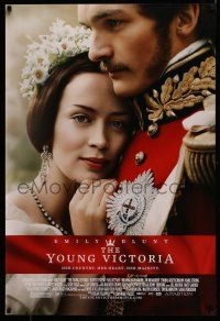 9k848 YOUNG VICTORIA DS 1sh '09 wonderful close portrait of sexy Emily Blunt and Rupert Friend!