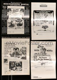 9m179 LOT OF 18 CUT PRESSBOOKS '60s-70s advertising images from a variety of different movies!