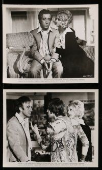 9s493 THERE'S A GIRL IN MY SOUP 7 8x10 stills '71 Peter Sellers, Goldie Hawn, wacky images!