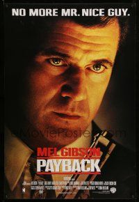 9w555 PAYBACK 1sh '98 get ready to root for the bad guy Mel Gibson, great close up w/gun