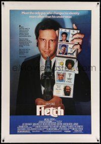 9y072 FLETCH linen 1sh '85 Michael Ritchie, wacky detective Chevy Chase showing his ID cards!