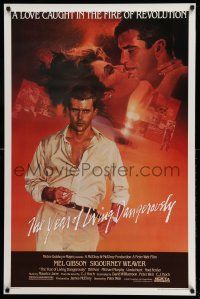 1c844 YEAR OF LIVING DANGEROUSLY 1sh '83 Peter Weir, great artwork of Mel Gibson by Stapleton!