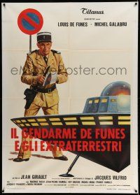 1g268 GENDARME & THE CREATURES FROM OUTER SPACE Italian 1p '82 Louis de Funes writes ticket to UFO!