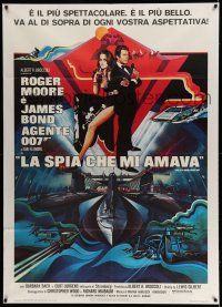 1g326 SPY WHO LOVED ME Italian 1p '77 Bob Peak art of Moore as James Bond & sexy Barbara Bach!