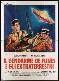 1g206 GENDARME & THE CREATURES FROM OUTER SPACE Italian 2p '79 wacky art of De Funes & Galabru!