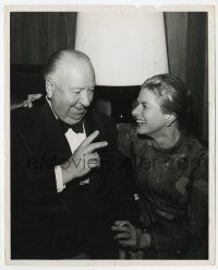 1m104 ALFRED HITCHCOCK/INGRID BERGMAN 8.25x10 news photo '67 at premiere of her stage appearance!