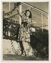1m117 ANN RUTHERFORD deluxe 8x10 still '42 wearing a blouse & shorts with detachable skirt!