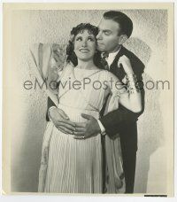 1m362 GEORGE BURNS & GRACIE ALLEN deluxe 8x9 still '30s great romantic portrait of the comedy team!