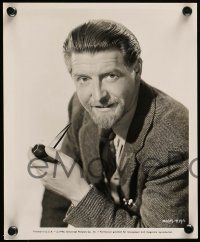 1s968 ROGER LIVESEY 2 8x10 stills '46 with jacket and pipe from A Matter of Life and Death!