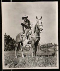 1s590 ROY ROGERS 7 8 x 9.75 stills '40s the legendary star with Trigger, five by Marigold!