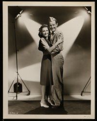 1s784 SEE HERE PRIVATE HARGROVE 4 8x10 stills '44 Robert Walker, Donna Reed, Wills, WWII soldiers!