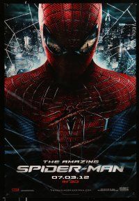 1w040 AMAZING SPIDER-MAN teaser DS 1sh '12 portrait of Andrew Garfield in title role over city!