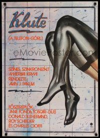 2b001 KLUTE Hungarian 22x31 '71 great completely different Andor art of Jane Fonda's sexy legs!
