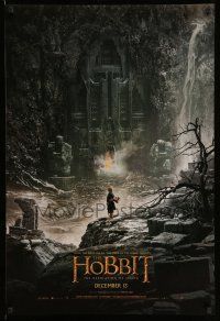 2c369 HOBBIT: THE DESOLATION OF SMAUG teaser DS 1sh '13 cool image of Bilbo outside Erebor!