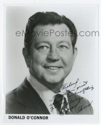 2d1003 DONALD O'CONNOR signed 8x10 REPRO still '90s great head & shoulders smiling portrait!