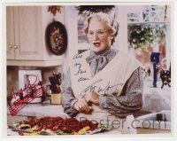 2d0861 MRS. DOUBTFIRE signed color 8x10 REPRO still '90s by Robin Williams AND composer Howard Shore
