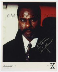 2d0913 STEVEN WILLIAMS signed color 8x10 REPRO still '90s close up as Mr. X in TV's The X-Files!
