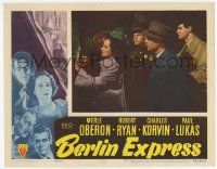 2f548 BERLIN EXPRESS LC #7 '48 Robert Ryan & men watch Merle Oberon read notes, Jacques Tourneur!