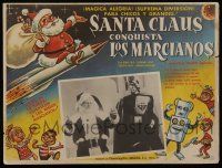 2j346 SANTA CLAUS CONQUERS THE MARTIANS Mexican LC '64 wacky fantasy, c/u of Santa & alien man!