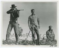 2s233 COOL HAND LUKE deluxe 8x10 still '67 Paul Newman & George Kennedy by The Man With No Eyes!