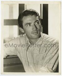 2s393 GREGORY PECK 8.25x10 still '46 great youthful close up after completing The Yearling!