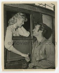 2s749 RAWHIDE TV 7.25x9 still '59 Clint Eastwood being thanked by guest star Whitney Blake!