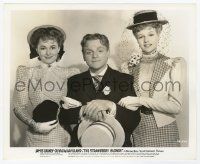 2s858 STRAWBERRY BLONDE 8.25x10 still '41 James Cagney between Rita Hayworth & Olivia De Havilland