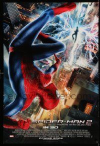 2z035 AMAZING SPIDER-MAN 2 int'l advance DS 1sh '14 Fights with Electro, great far away image!