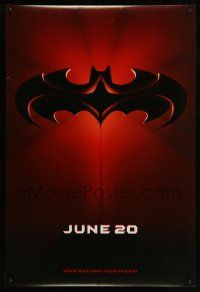 2z073 BATMAN & ROBIN advance DS 1sh '97 Clooney, O'Donnell, cool image of bat symbol!