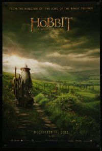 2z348 HOBBIT: AN UNEXPECTED JOURNEY teaser DS 1sh '12 cool image of Ian McKellen as Gandalf!
