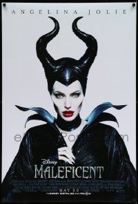 2z508 MALEFICENT advance DS 1sh '14 cool close-up image of sexy Angelina Jolie in title role!