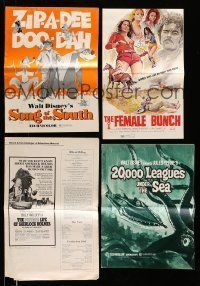 3a079 LOT OF 22 FOLDED UNCUT PRESSBOOKS '60s-70s advertising images from a variety of movies!