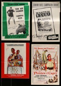 3a081 LOT OF 17 FOLDED UNCUT PRESSBOOKS '40s-70s advertising images from a variety of movies!