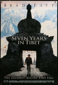 3s582 SEVEN YEARS IN TIBET advance DS 1sh '97 adventurer Brad Pitt, Jean-Jacques Annaud!
