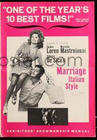 4a759 MARRIAGE ITALIAN STYLE pressbook '65 de Sica's Matrimonio all'Italiana, Loren, Mastroianni