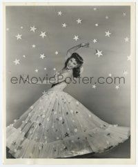 4d264 DINAH SHORE 8.25x10 still '43 in her first movie Thank Your Lucky Stars by Longworth!