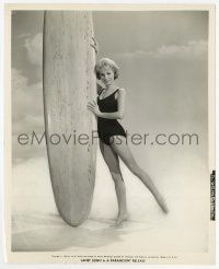 4d330 JANET LEIGH 8.25x10 still '63 full-length in sexy swimsuit standing by giant surfboard!