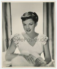 4d367 JUDY GARLAND deluxe 8x10 still '53 wonderful close up smiling portrait by John Engstead!