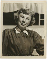 4d368 JUNE ALLYSON 8x10.25 still '40s great waist-high smiling portrait of the pretty actress!