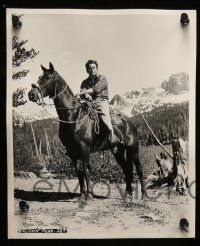 4h703 GLENN FORD 8 deluxe 8x10 stills '46 candid images of the legendary actor on camping trip!