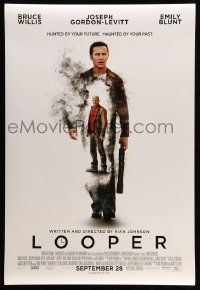 4k558 LOOPER advance DS 1sh '12 Bruce Willis, hunted by the future, haunted by the past!