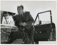 4s163 McQ deluxe 10.75x13.75 still '74 cool image of John Wayne seen from inside broken window!