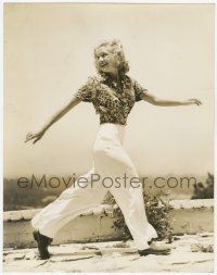 4s183 PRISCILLA LANE deluxe 10.5x13.5 still '30s full-length walking & looking over shoulder by Muky