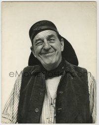 4s273 STANLEY HOLLOWAY 10.5x13.5 still '64 smiling in costume from My Fair Lady!