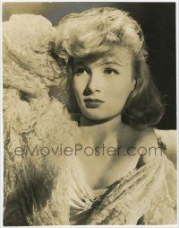 4s281 VERONICA LAKE 9.25x12 still '41 incredible close portrait in lace gown over black background!