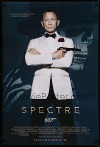 4w831 SPECTRE advance DS 1sh '15 cool image of Daniel Craig as James Bond 007 with gun!