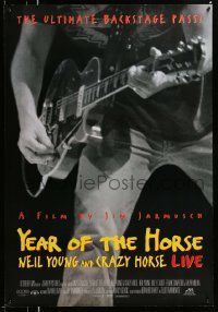 4w990 YEAR OF THE HORSE int'l 1sh '97 Neil Young close-up cranking it up, Jim Jarmusch, rock & roll