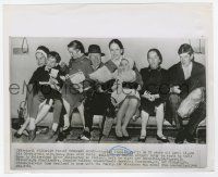 4x172 CHARLIE CHAPLIN 8.25x10 news photo '61 with Oona & six of their seven children!